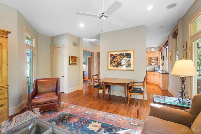 177 Burns Avenue, Wyoming, OH 45215