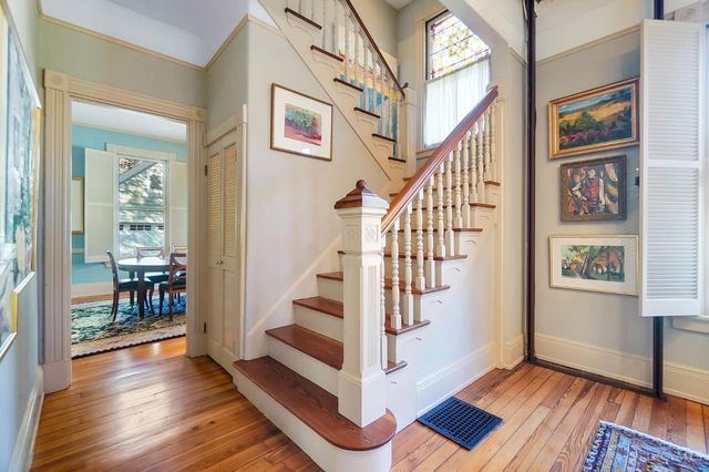 177 Burns Avenue, Wyoming, OH 45215