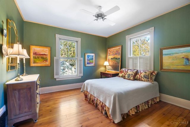 177 Burns Avenue, Wyoming, OH 45215