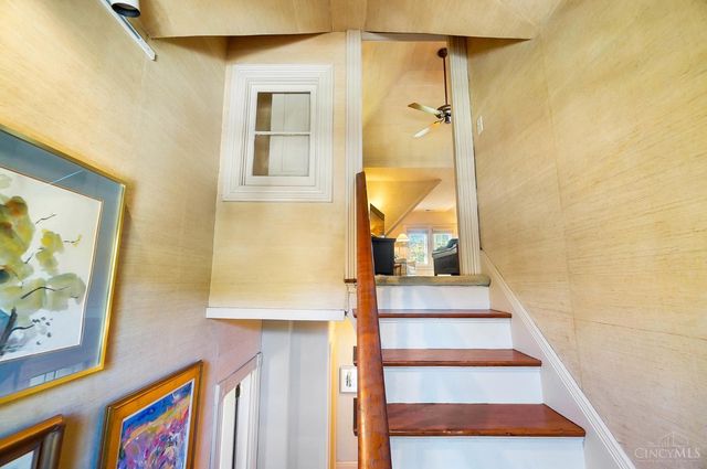 177 Burns Avenue, Wyoming, OH 45215