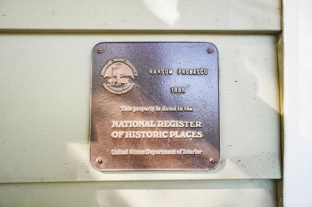 177 Burns Avenue, Wyoming, OH 45215