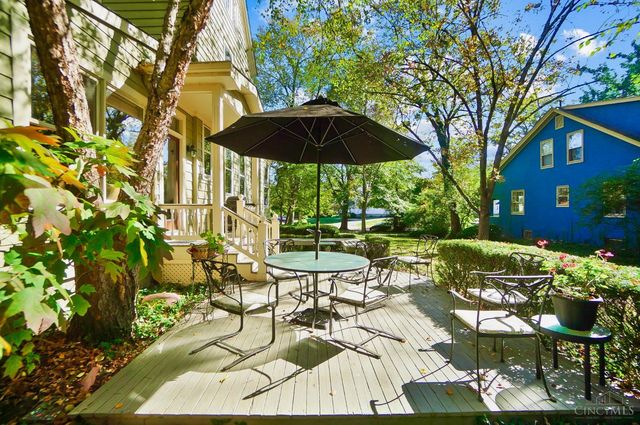 177 Burns Avenue, Wyoming, OH 45215