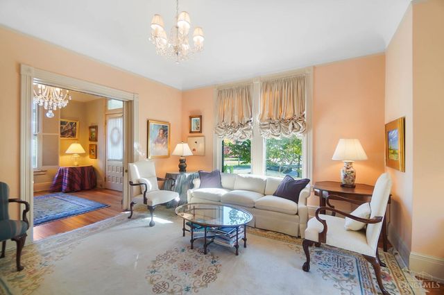 177 Burns Avenue, Wyoming, OH 45215