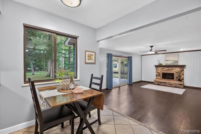 13305 Crane Ridge Drive, Fenton, MI 48430