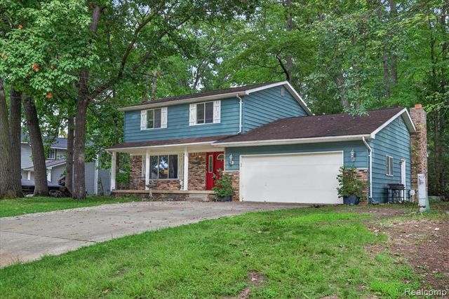 13305 Crane Ridge Drive, Fenton, MI 48430