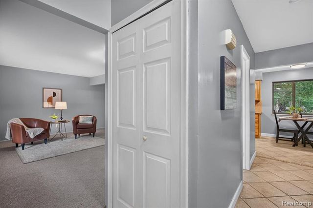 13305 Crane Ridge Drive, Fenton, MI 48430