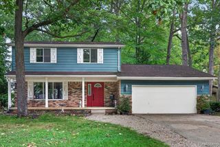 13305 Crane Ridge Drive, Fenton, MI 48430