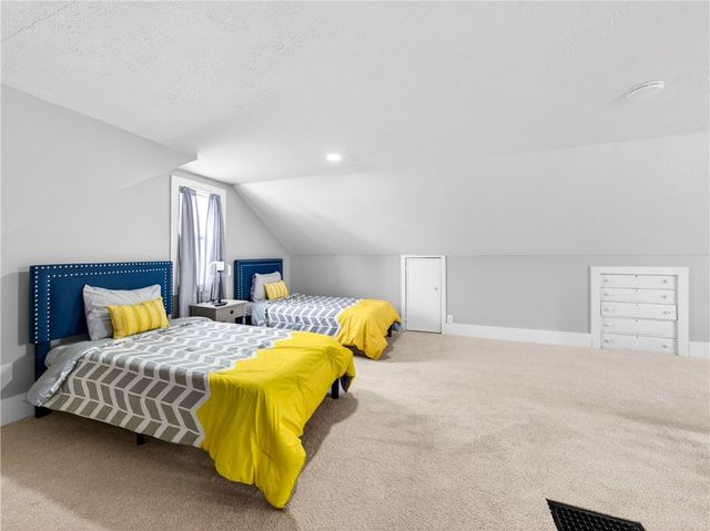 247 Ridgecrest Road, Greece, NY 14626