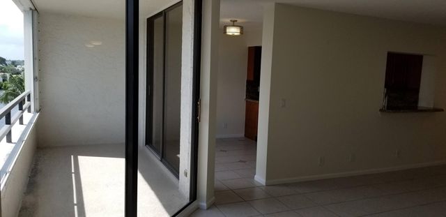 3555 S Ocean Boulevard 411, South Palm Beach, FL 33480