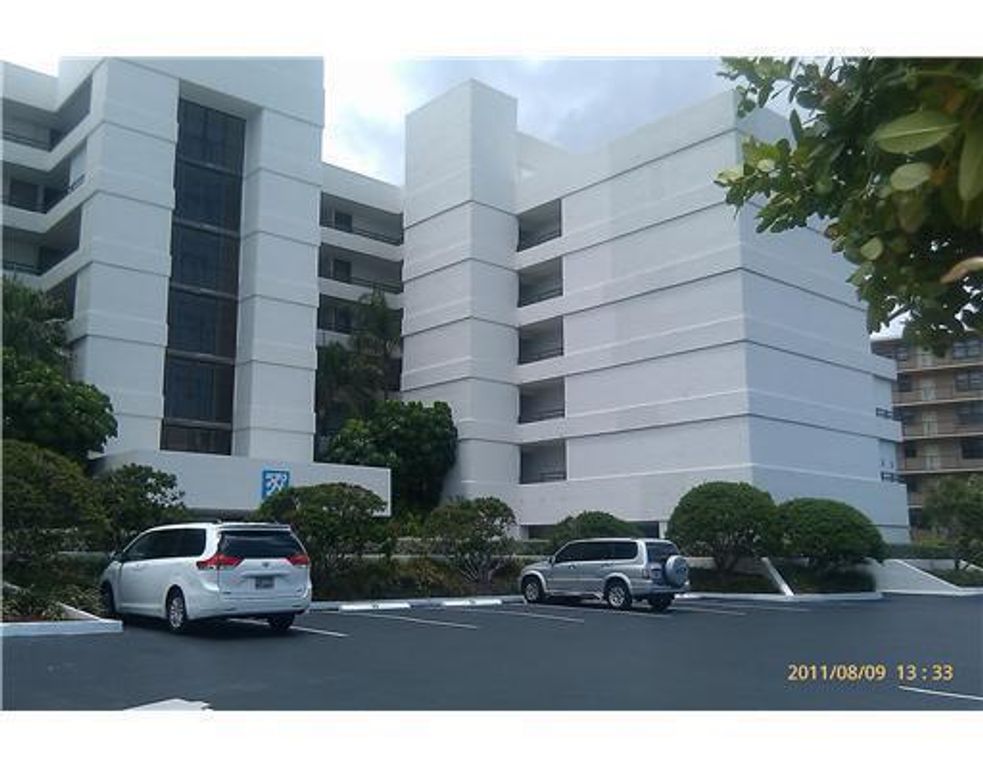 3555 S Ocean Boulevard 411, South Palm Beach, FL 33480