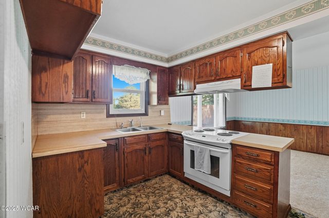 3828 St Johns Road, Lima, OH 45806