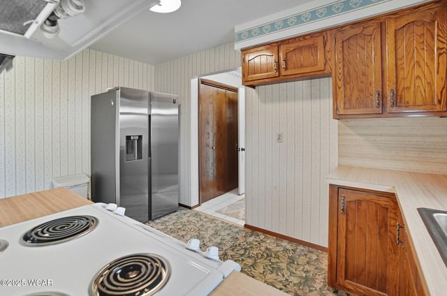 3828 St Johns Road, Lima, OH 45806