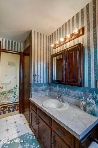 3828 St Johns Road, Lima, OH 45806