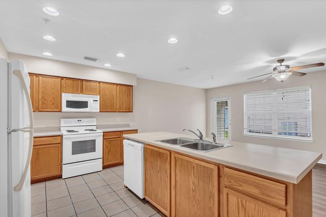 16 Woodham Avenue 104, Fort Walton Beach, FL 32547