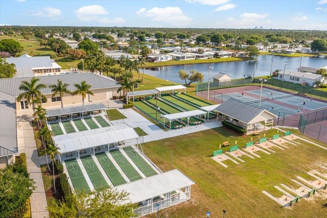 7824 Mcclintock Way, Port St Lucie, FL 34952