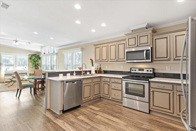 7824 Mcclintock Way, Port St Lucie, FL 34952