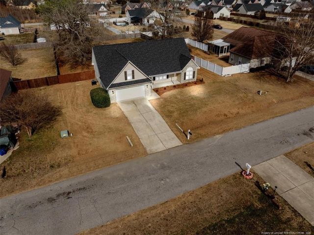 275 Seabiscuit Drive, Raeford, NC 28376