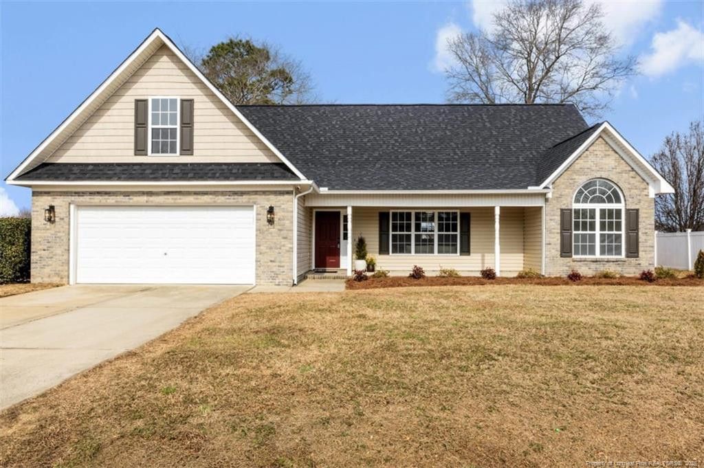 275 Seabiscuit Drive, Raeford, NC 28376