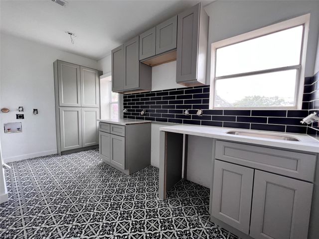 415 Fairview Avenue 8, Houston, TX 77006