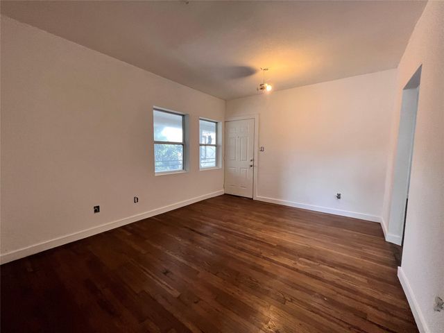 415 Fairview Avenue 8, Houston, TX 77006