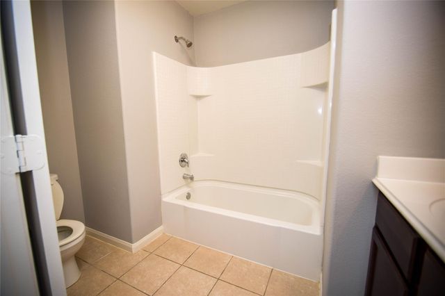 30815 W Lost Creek Boulevard, Magnolia, TX 77355