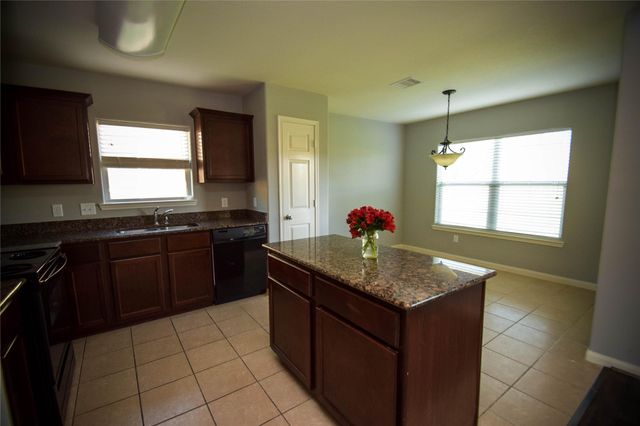 30815 W Lost Creek Boulevard, Magnolia, TX 77355