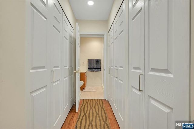 189 Forest Avenue 211, Paramus, NJ 07652