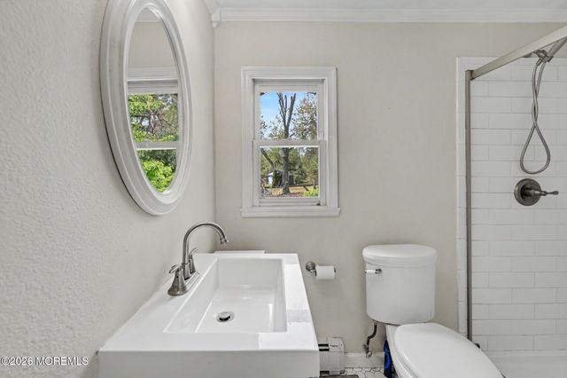 1069 W Veterans Highway, Jackson, NJ 08527