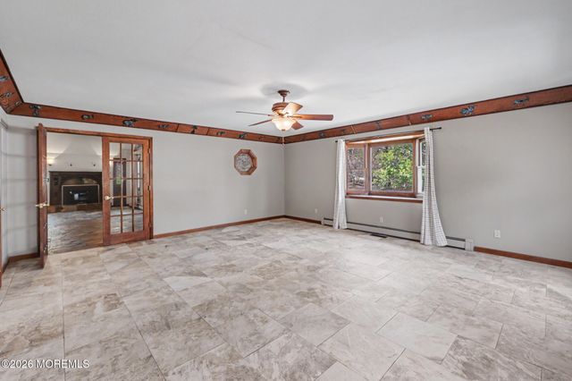 1069 W Veterans Highway, Jackson, NJ 08527