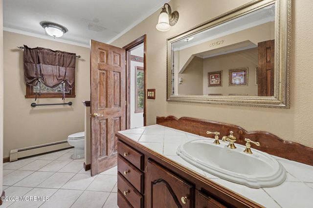 1069 W Veterans Highway, Jackson, NJ 08527