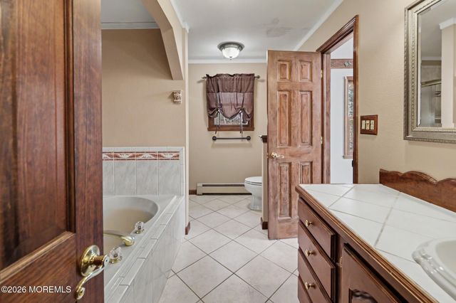 1069 W Veterans Highway, Jackson, NJ 08527