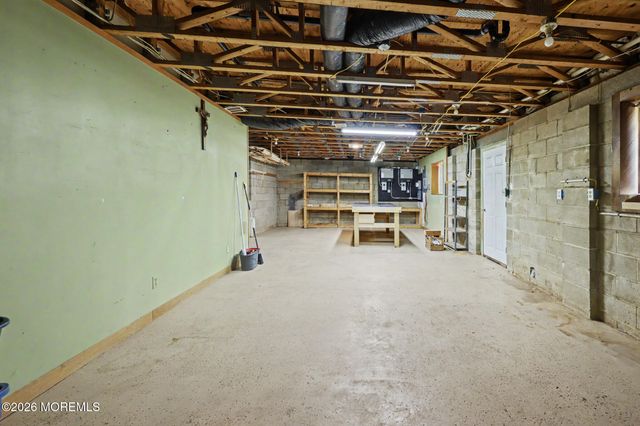 1069 W Veterans Highway, Jackson, NJ 08527