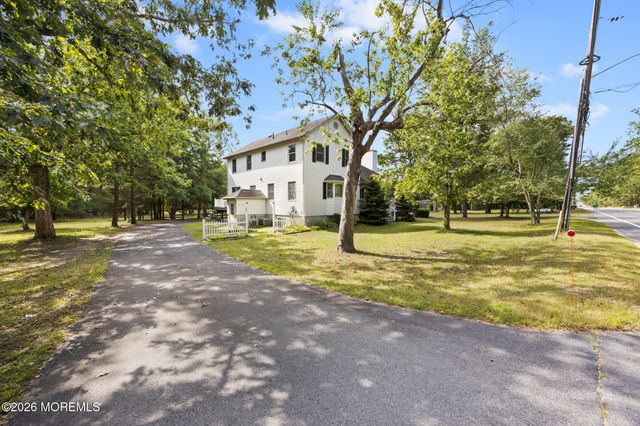 1069 W Veterans Highway, Jackson, NJ 08527