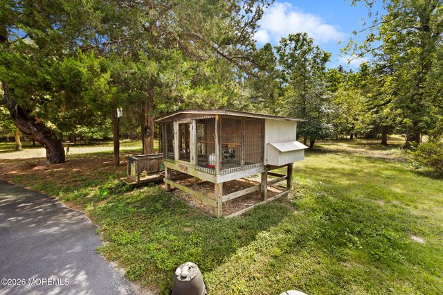 1069 W Veterans Highway, Jackson, NJ 08527