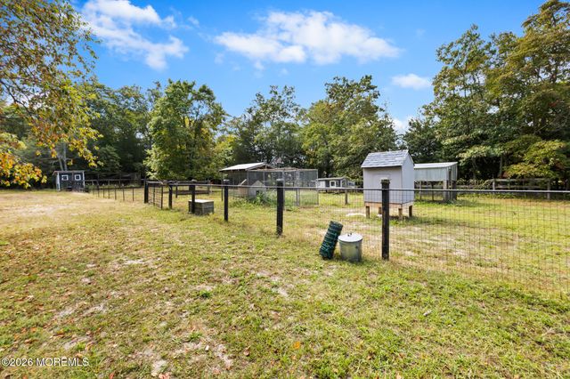 1069 W Veterans Highway, Jackson, NJ 08527