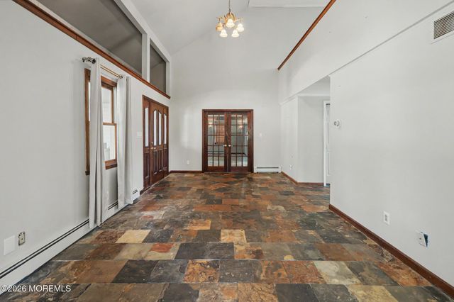 1069 W Veterans Highway, Jackson, NJ 08527