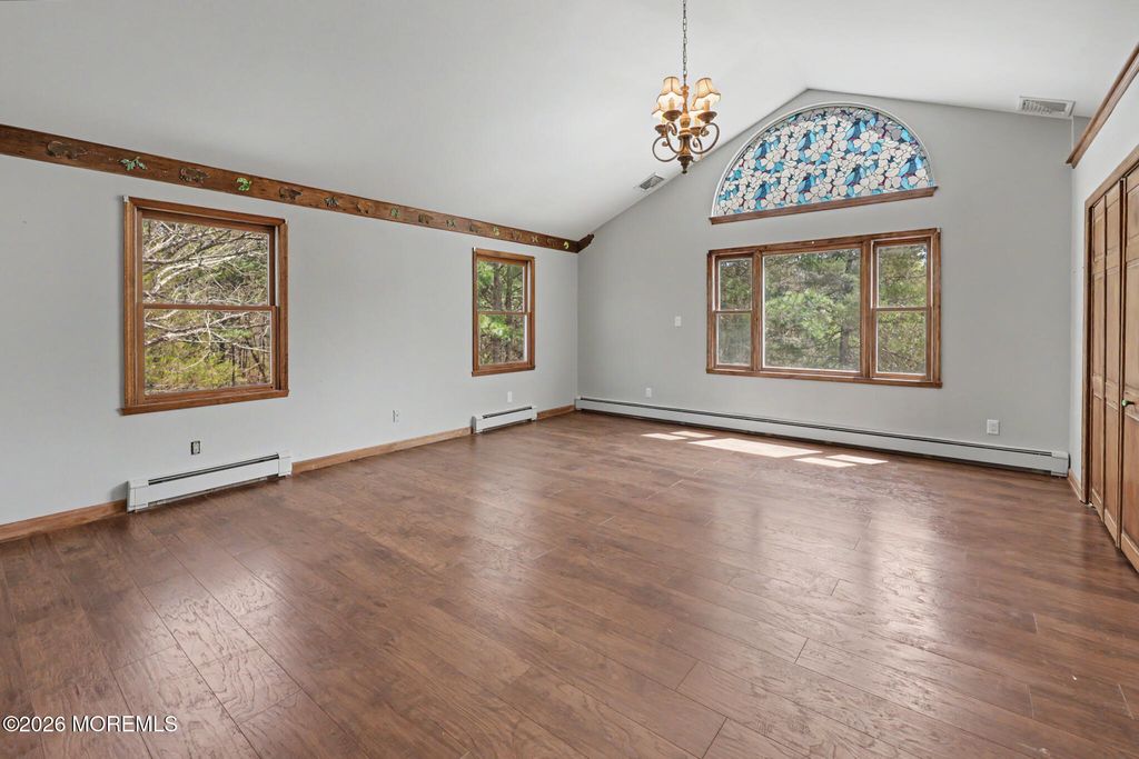 1069 W Veterans Highway, Jackson, NJ 08527