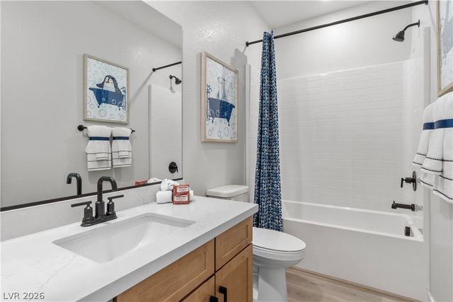 329 Golden Hollow Court, Henderson, NV 89015