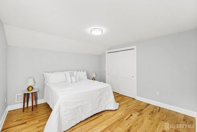 38 S 6th S Avenue, Highland Park, NJ 08904