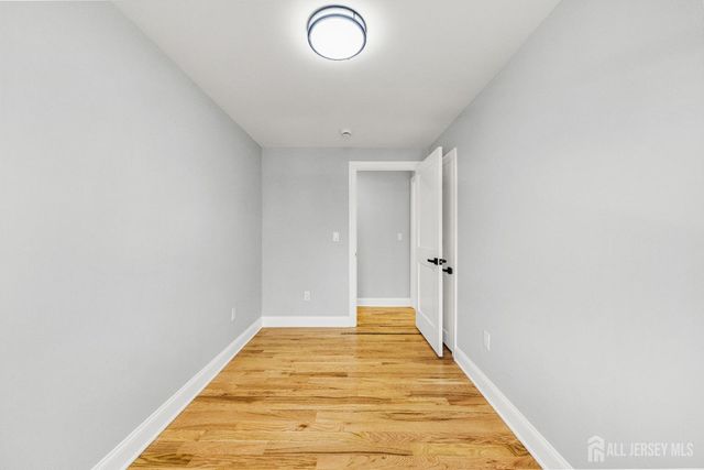 38 S 6th S Avenue, Highland Park, NJ 08904