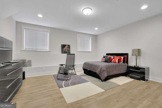820 Fair View Circle, Roswell, GA 30076