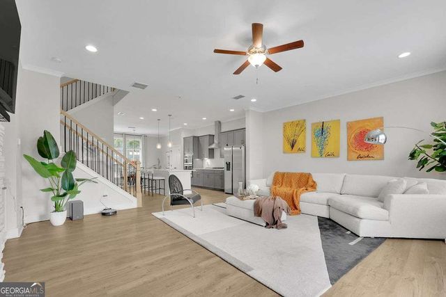 820 Fair View Circle, Roswell, GA 30076