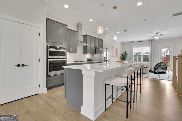 820 Fair View Circle, Roswell, GA 30076