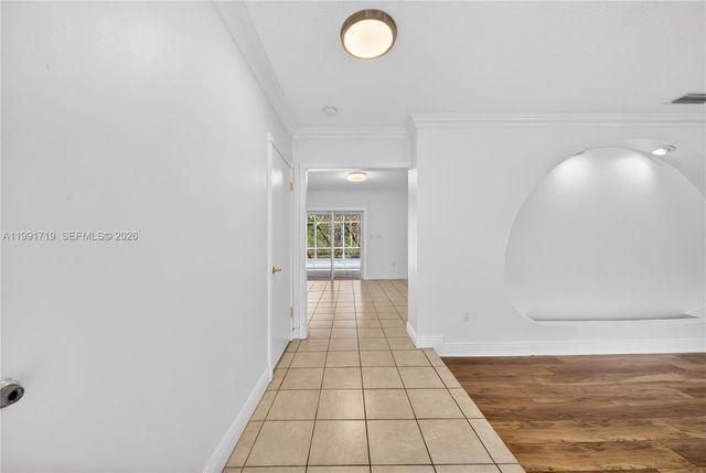 10142 SW 79th Ave, Miami, FL 33156