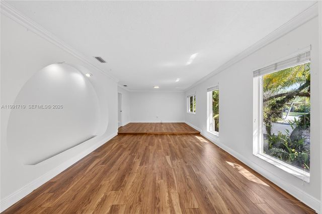 10142 SW 79th Ave, Miami, FL 33156