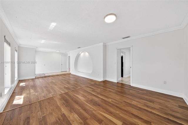 10142 SW 79th Ave, Miami, FL 33156