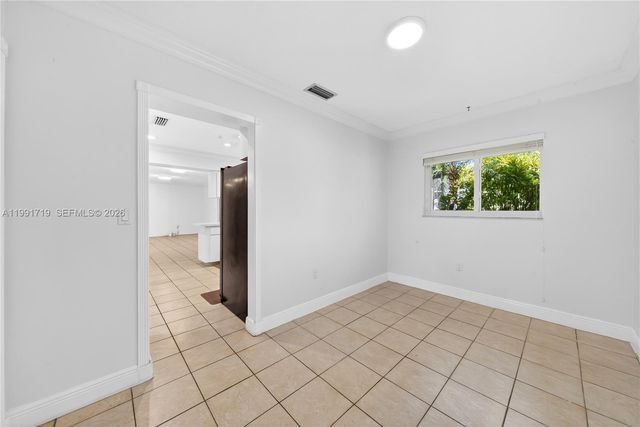 10142 SW 79th Ave, Miami, FL 33156