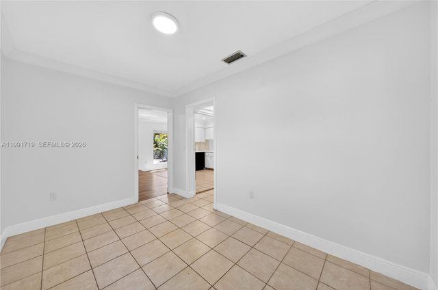 10142 SW 79th Ave, Miami, FL 33156