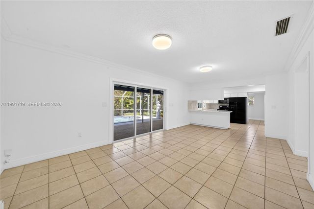 10142 SW 79th Ave, Miami, FL 33156