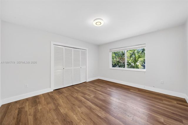 10142 SW 79th Ave, Miami, FL 33156